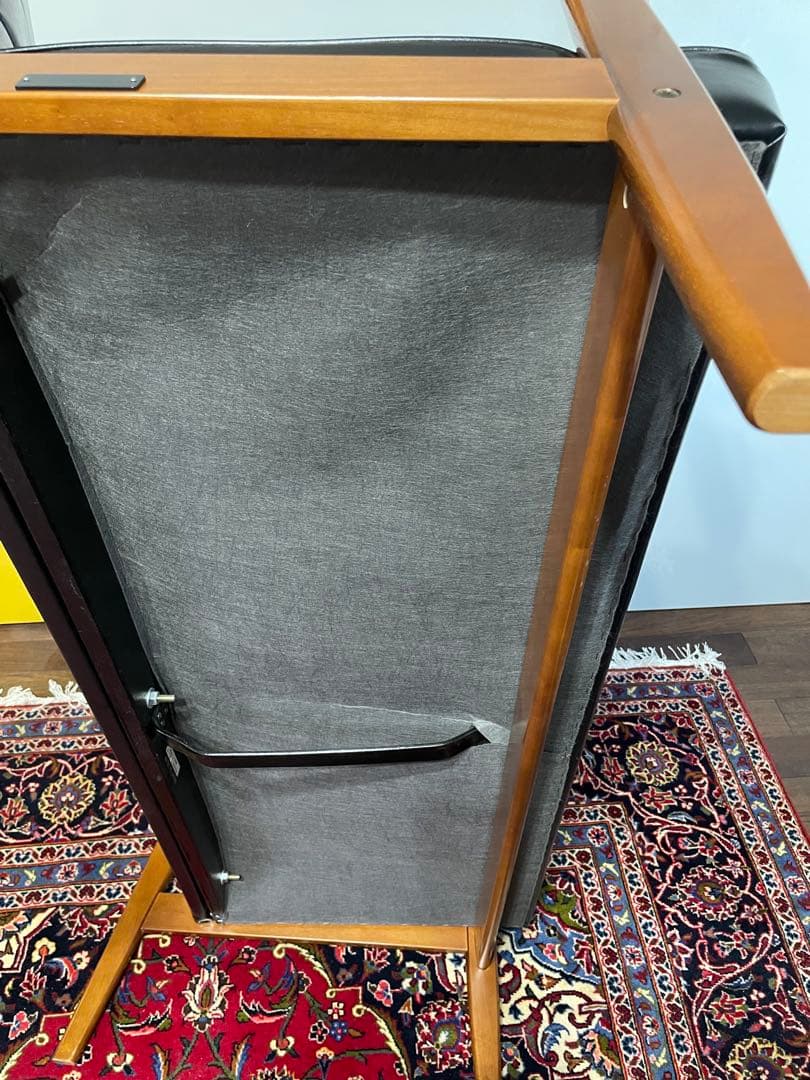 カリモク60 Kチェア2シータースタンダードブラック