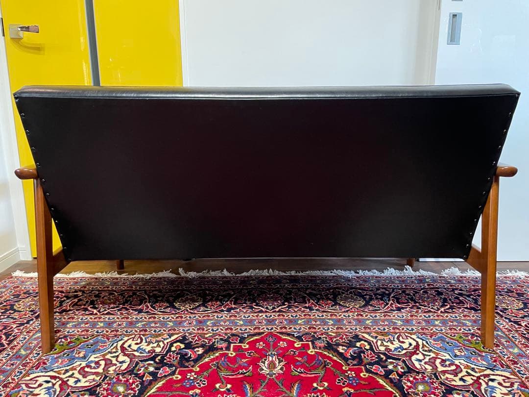 カリモク60 Kチェア2シータースタンダードブラック