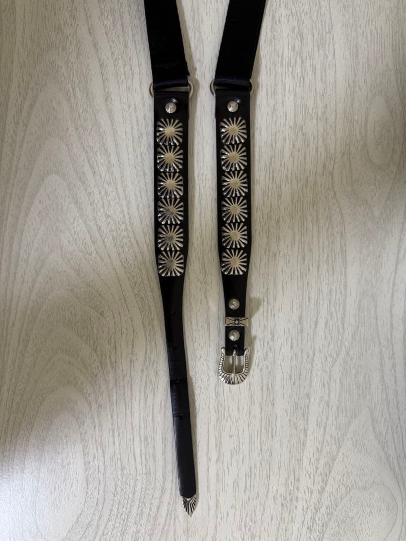 ＜TOGA TOO＞CONCHO LETH ベルト