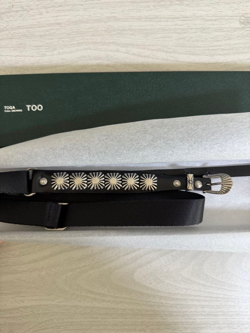 ＜TOGA TOO＞CONCHO LETH ベルト