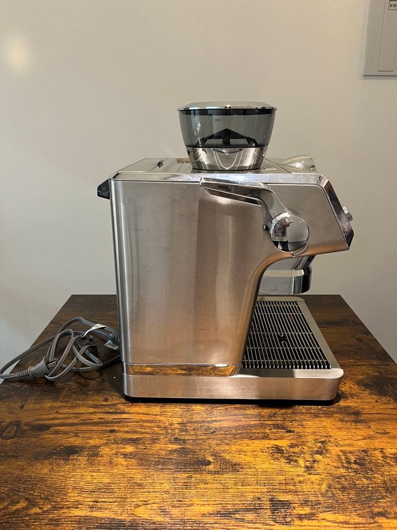 De'Longhi エスプレッソ・カプチーノメーカー シルバー