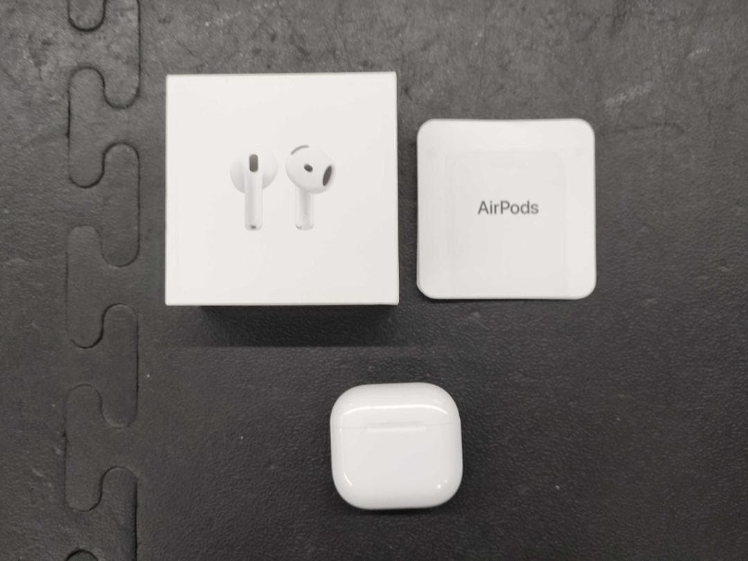 【ほぼ未使用】AirPods（第4世代）