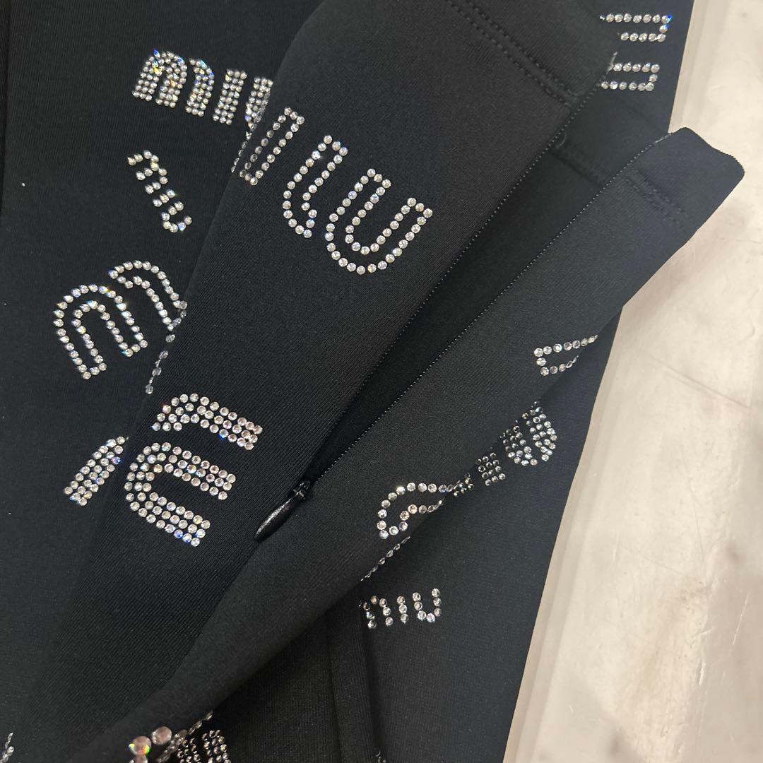 miu miu ロゴプリント スパッツ 38