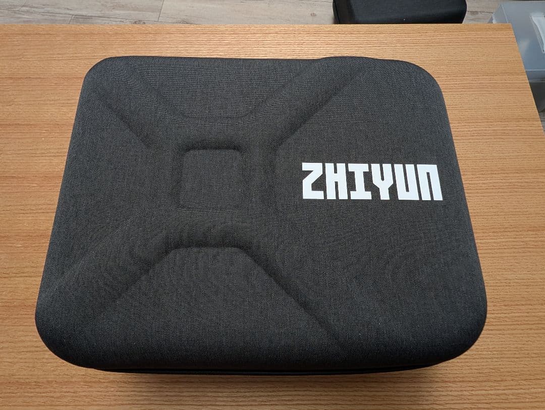 美品 ZHIYUN MOLUS G200 200W ビデオライト