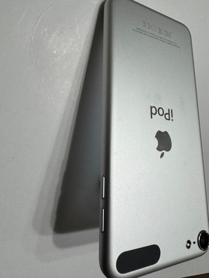 【美品】Apple iPod touch(第6世代) 128GB シルバー