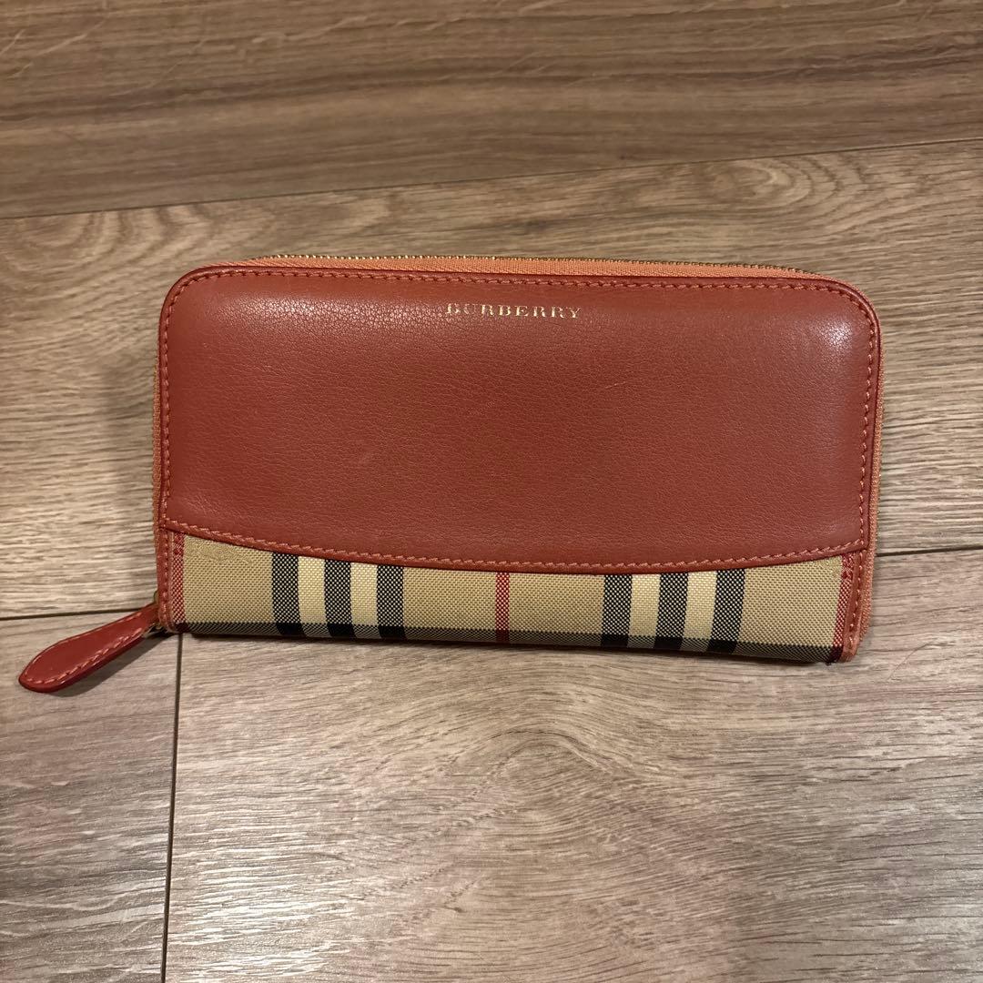 Burberry長財布 ノバチェック　ラウンドファスナー