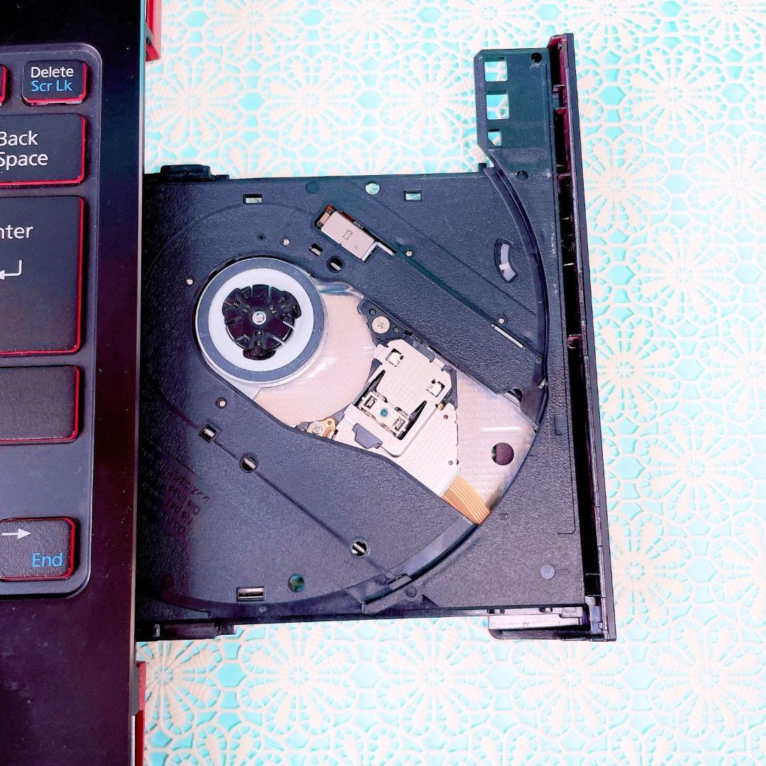 迷ったらコレ‼️タッチパネル✨️小型軽量！赤ノートパソコン快適SSD✨️薄型カメラ付き