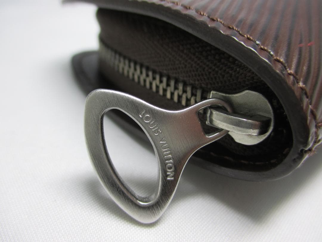 未使用品 ルイヴィトン ケース ミニポーチ エピ M6344D ブラウン