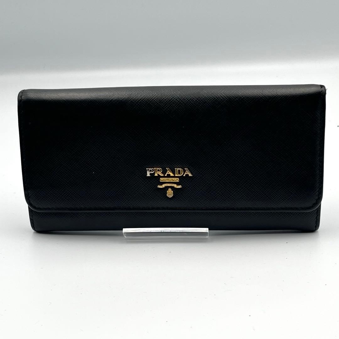 PRADA ブラック 長財布　二つ折り　サフィアーノレザー　ゴールドロゴ　小銭入