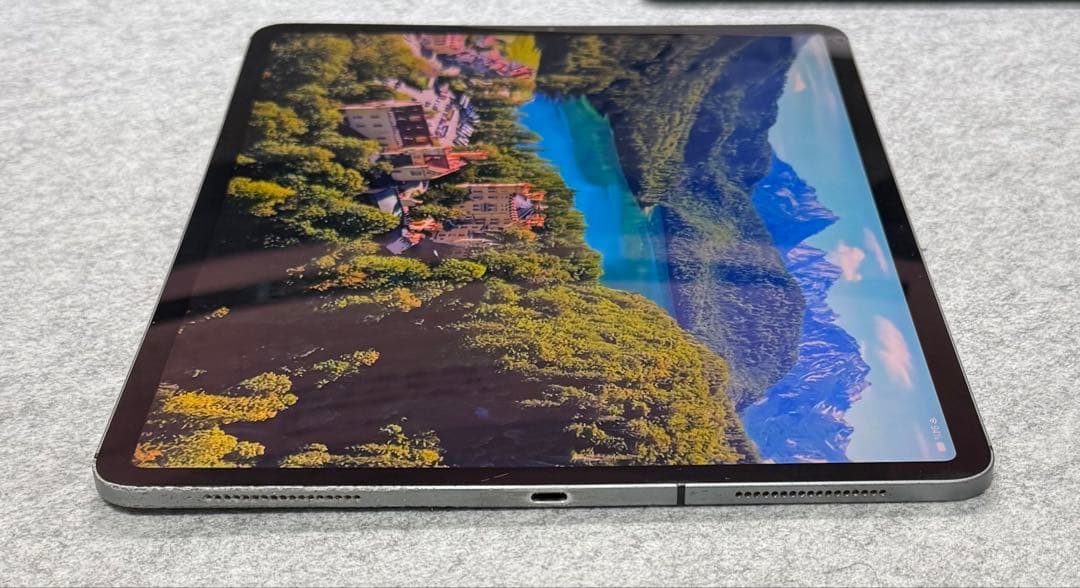 iPad Pro 12.9インチ(第三世代)