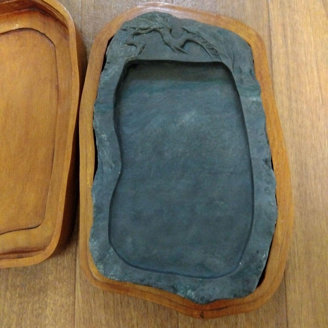 硯 箱付 松 重さ1.75kg 書道 習字 スズリ 毛筆 フデ 墨 【端渓硯？】