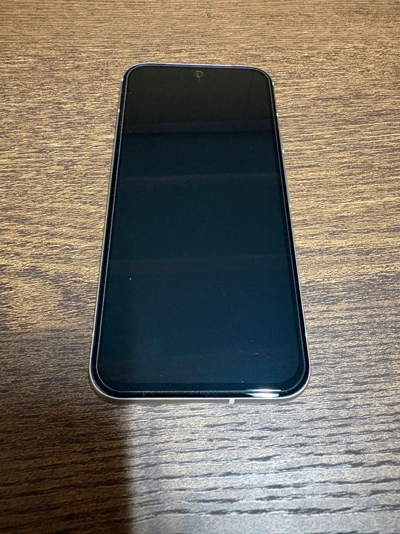 Google Pixel 8a 128GB porcelain 美品