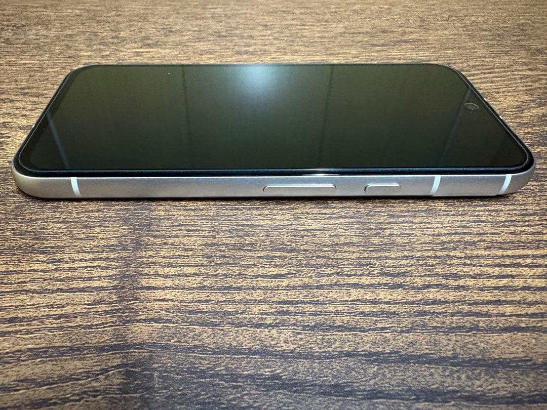 Google Pixel 8a 128GB porcelain 美品