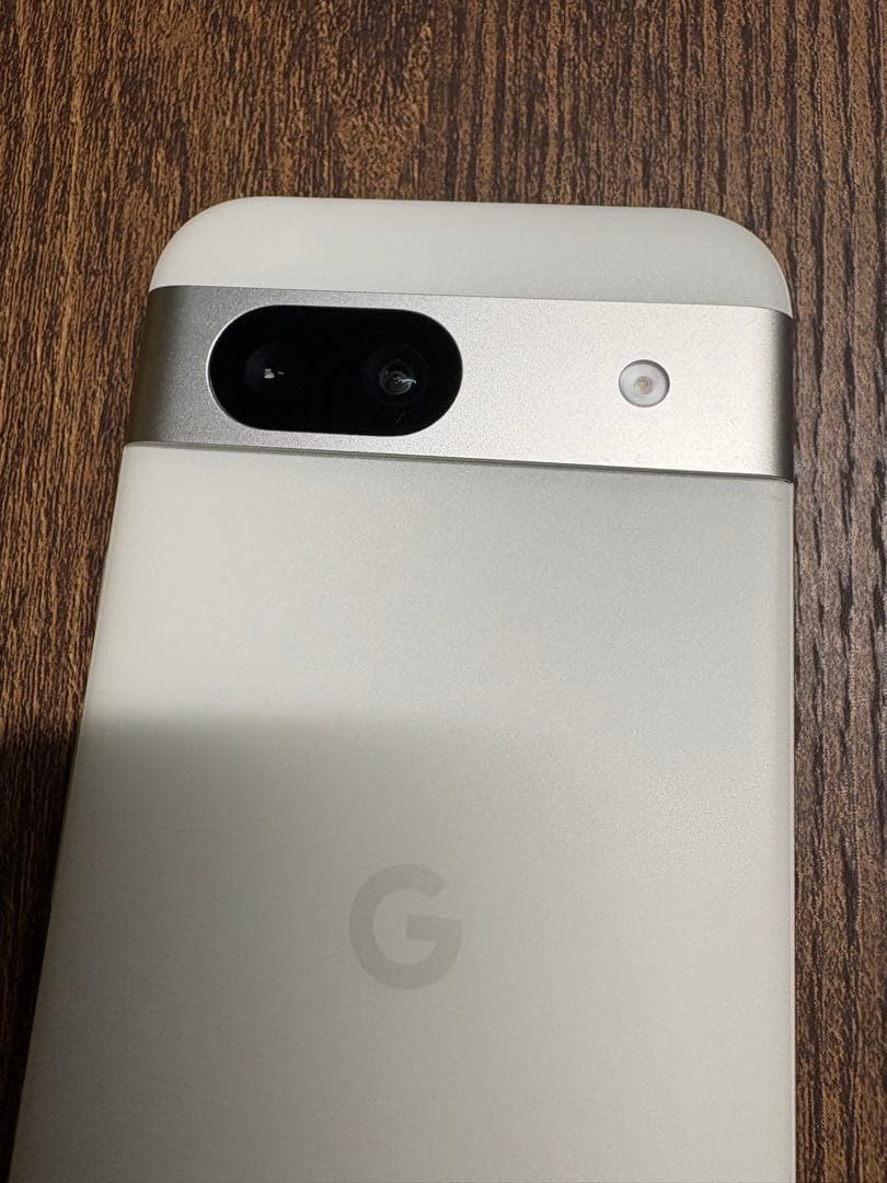 Google Pixel 8a 128GB porcelain 美品