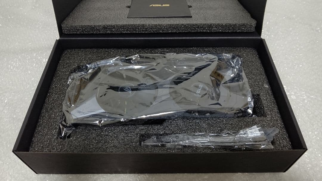 美品 ASUS ROG POSEIDON GTX1080Ti グラフィックボード