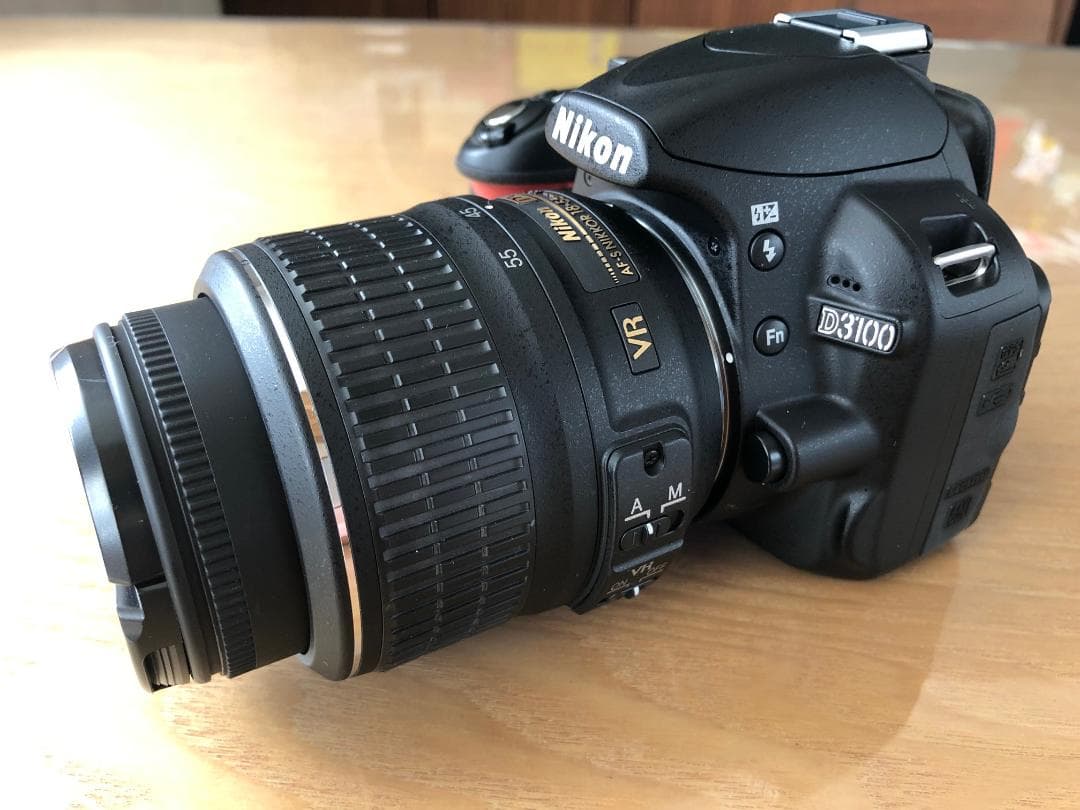 Nikon D3100 レンズキット　シャッタ－3094枚