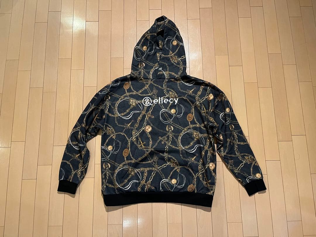 &ellecy チェーン柄パーカー