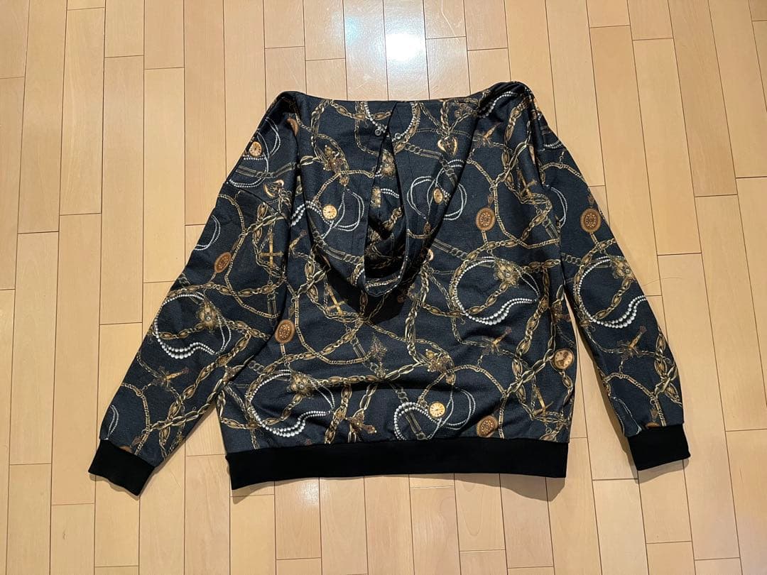 &ellecy チェーン柄パーカー