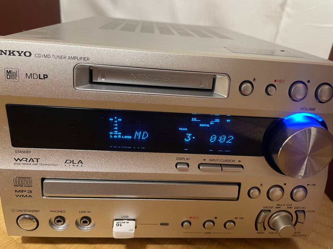 ONKYO ミニコンポ　FR-N7FX CD・MD・USB 動作確認済み　美品