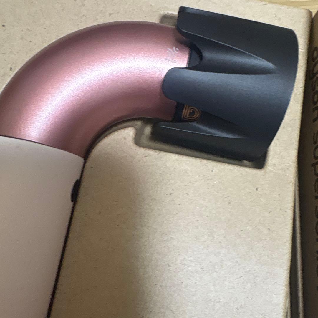 【破格！】ダイソンドライヤー　ピンク