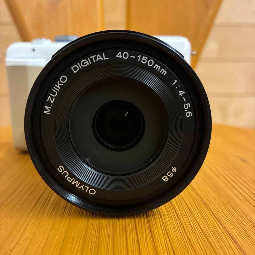 OLYMPUS PEN E-PL1S ホワイト ダブルズームキット　SDカード付