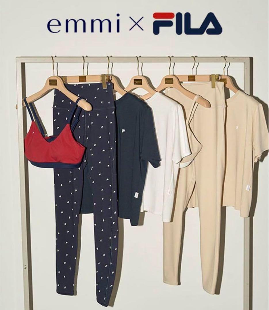 emmi FILA エミ×フィラ コラボ レギンス 総柄 ロゴ モノグラム 新品