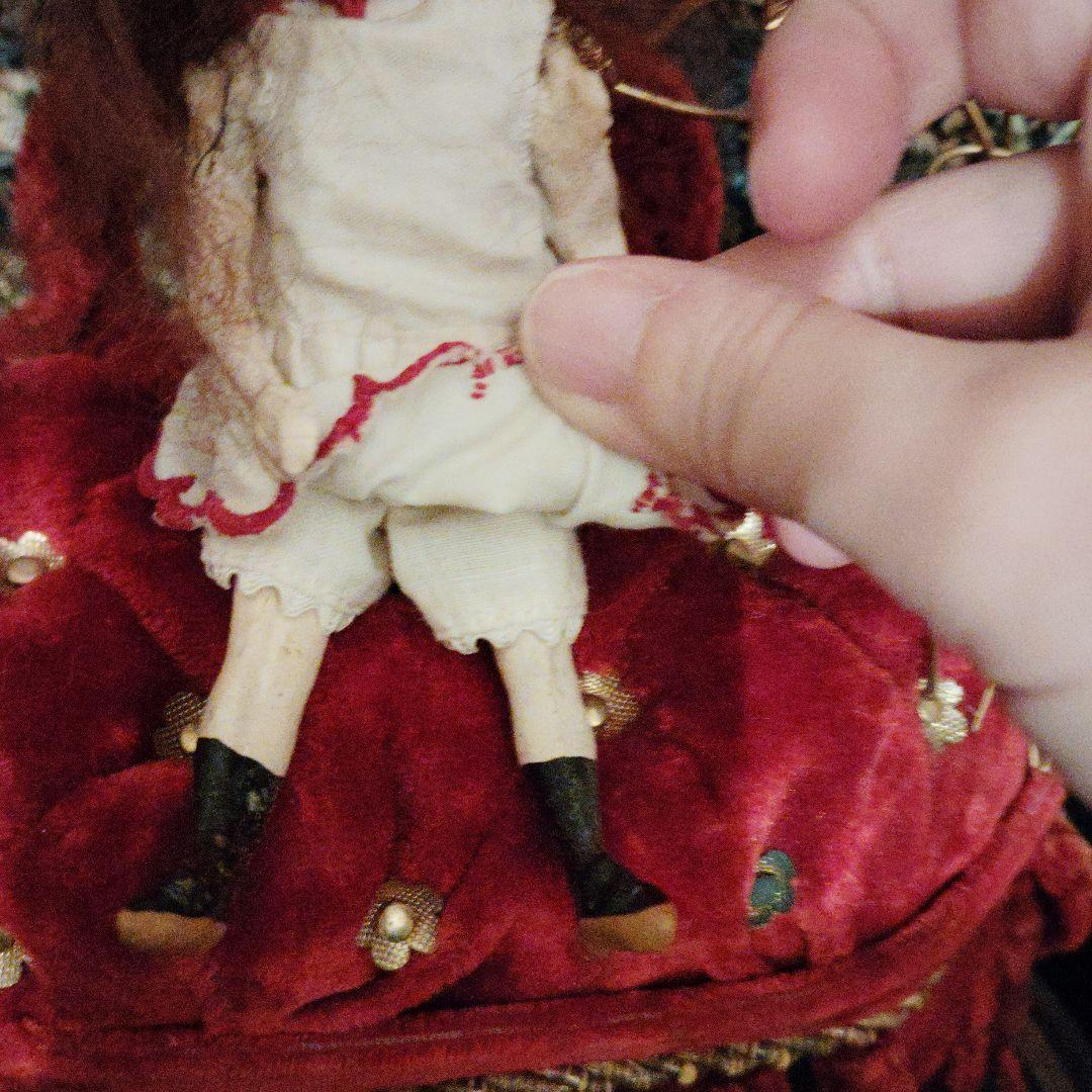 花かんむりのミニョネット♡アンティークドール