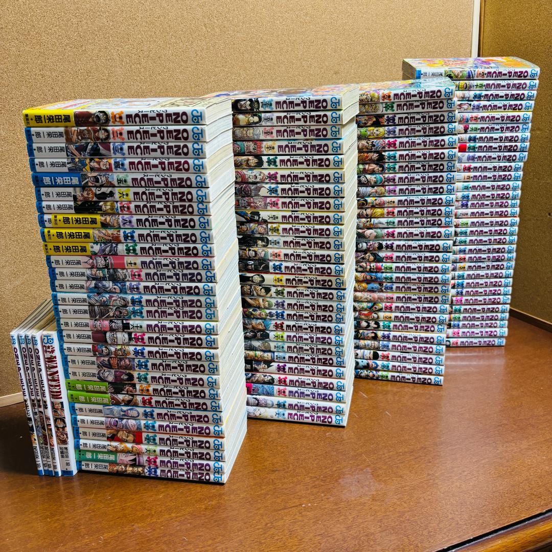 【コミック】 ワンピース 1巻～111巻 + 関連本5冊 計116冊セット