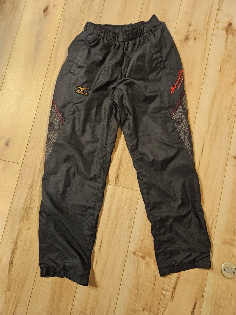 ミズノプロ　上下セット・ウインドブレイカーセット。