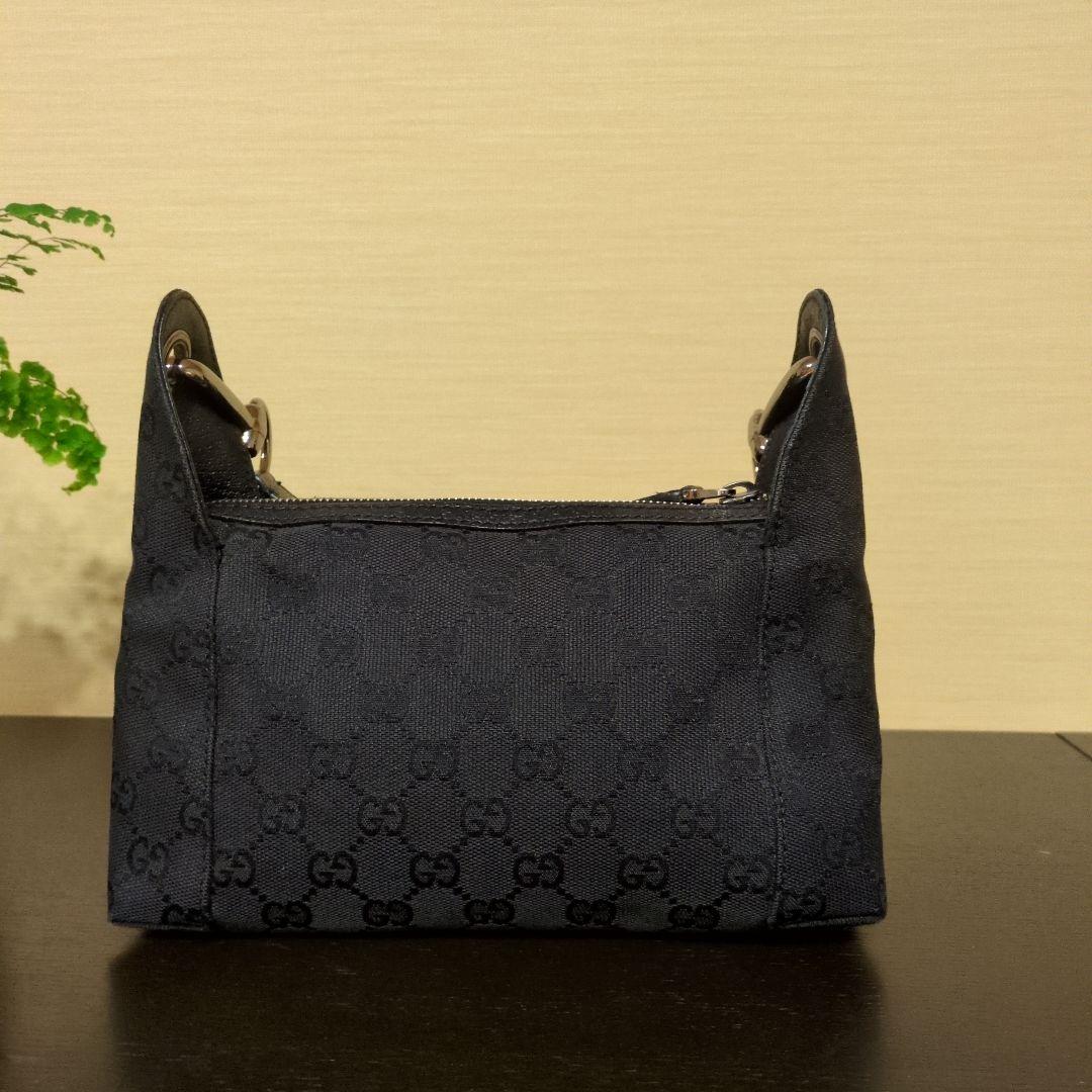 GUCCI ブラック ハンドバッグ