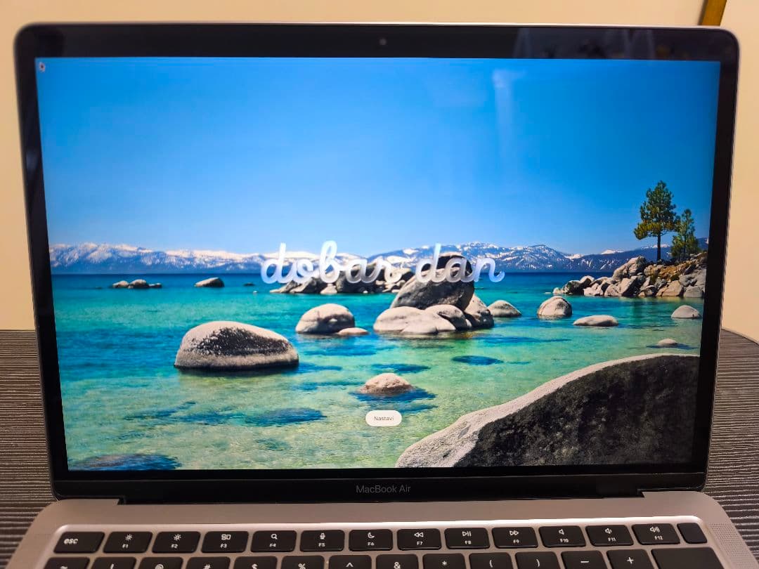 Apple MacBook Air M1チップ 本体