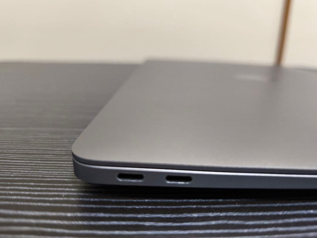 Apple MacBook Air M1チップ 本体