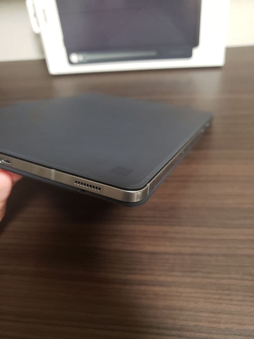 Galaxy Tab S9 FE WiFiモデル 純正カバー付き