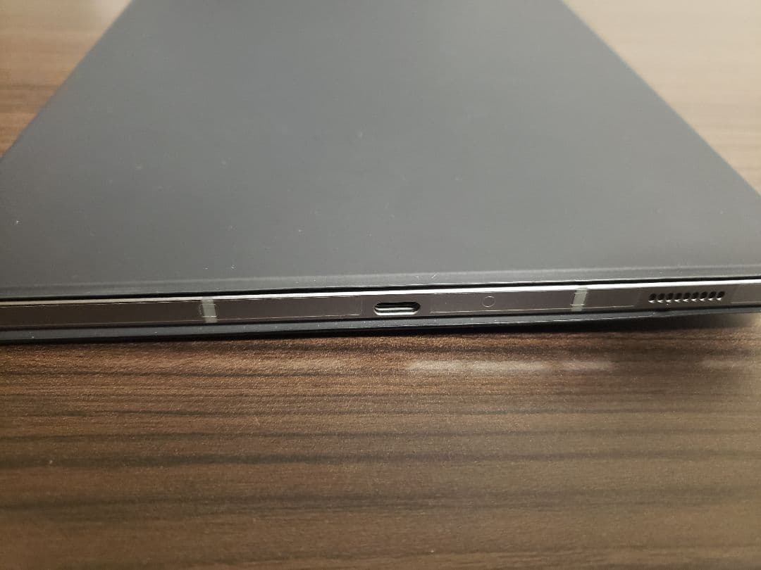 Galaxy Tab S9 FE WiFiモデル 純正カバー付き