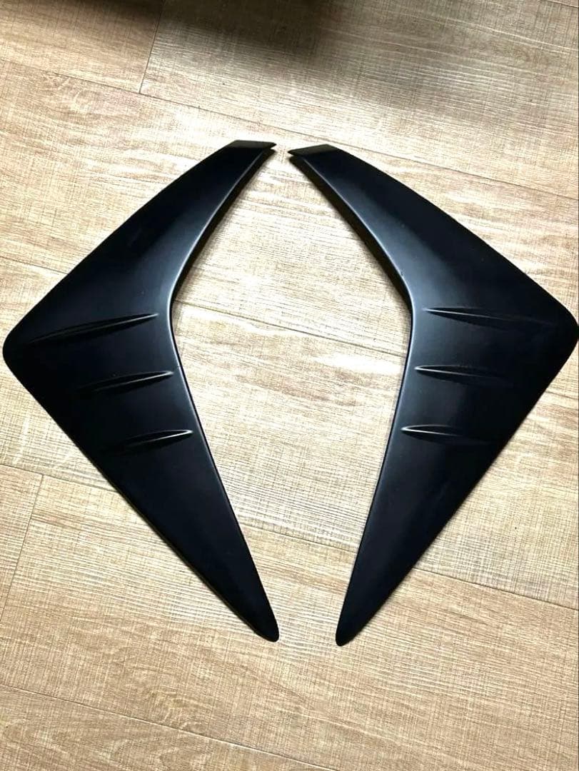 と*し様 ★超希少★リアランプ30プリウスモデリスタテールガーニッシュ テールラ