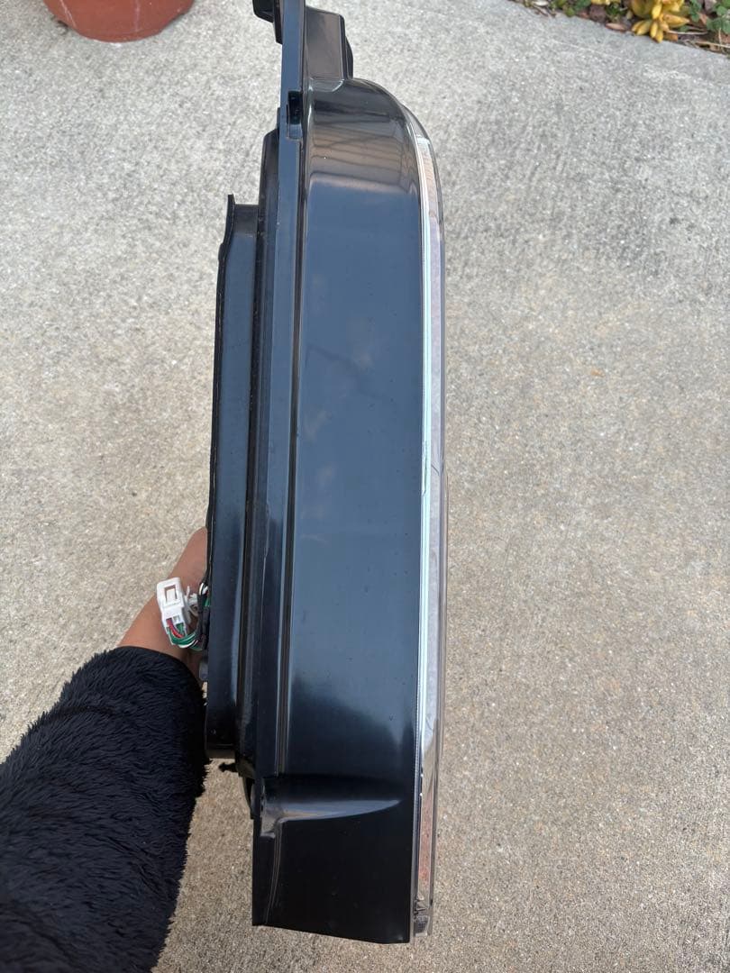 【美品】ハイエース テールランプ 左右セット LEDテールランプ　コネクタ式