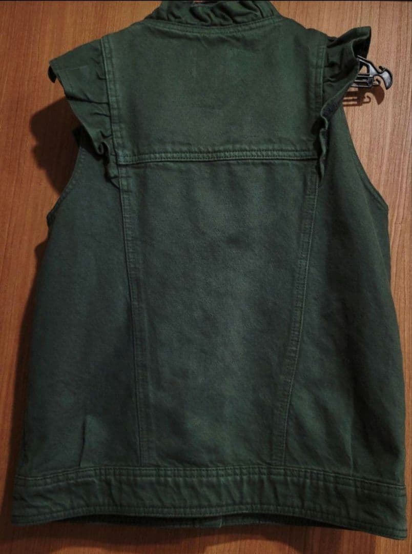 新品 Sézane セザンヌパリ 新品 フリルジレ ベスト ジャケット