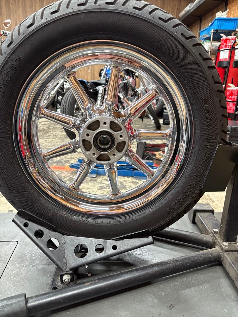ハーレー用クロームホイール後ろ　別途前のホイールも出品してます