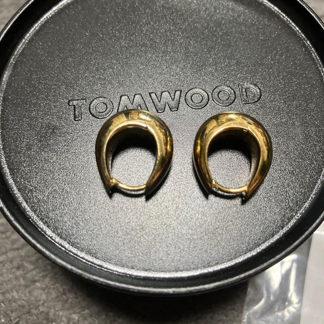 トムウッド　イヤーカフ　イヤカフ　ピアス　イヤリング　耳飾り　0708