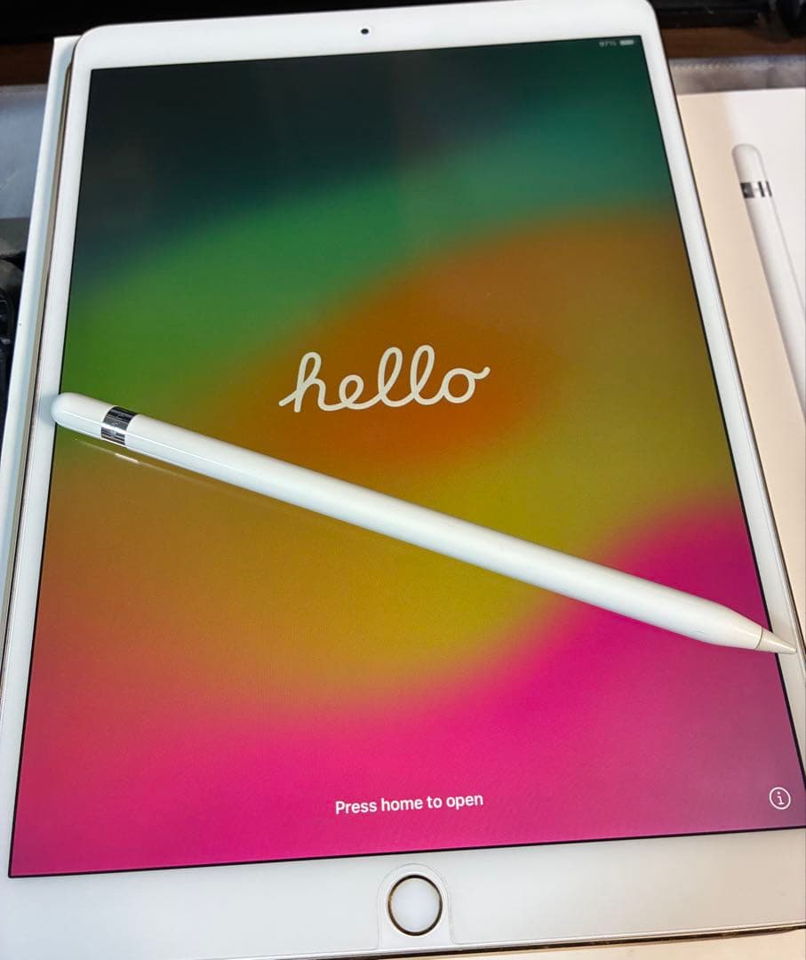 10.5インチiPad Pro Wi-Fiモデル・Apple Pencil