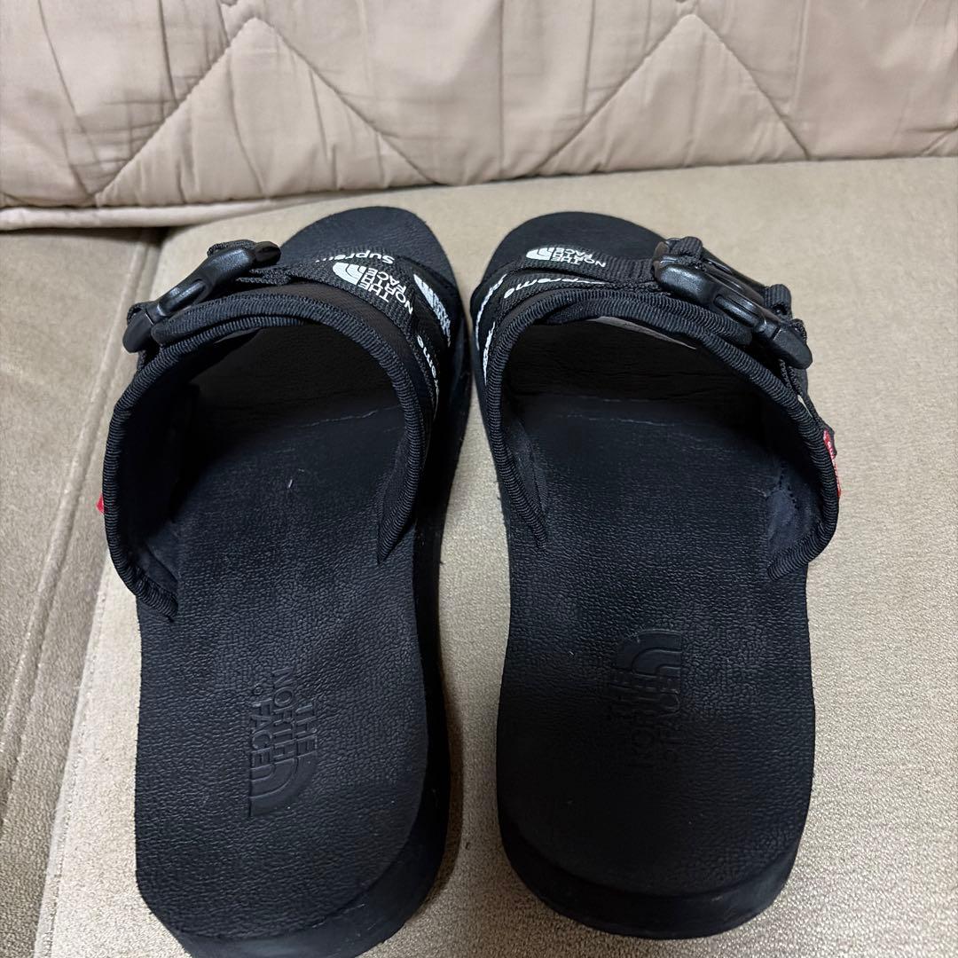 Supreme × The North Face サンダル ブラック