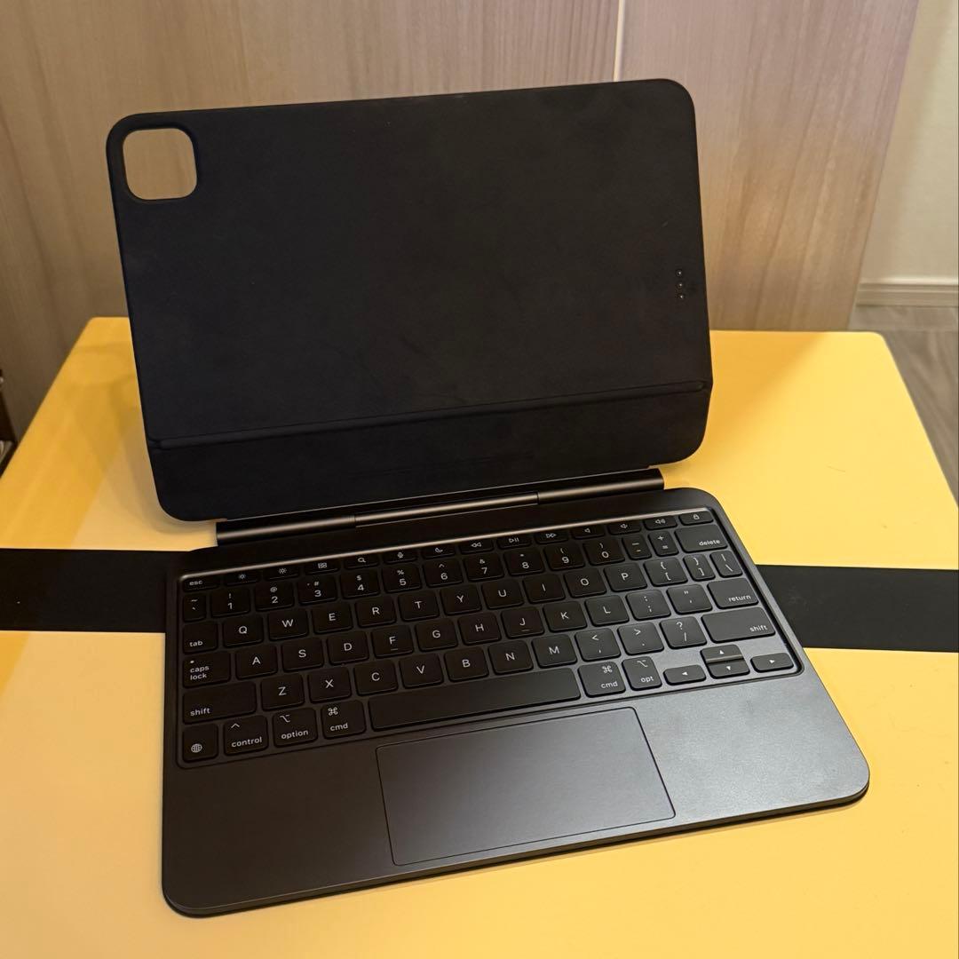 iPad 11インチ用 Magic Keyboard