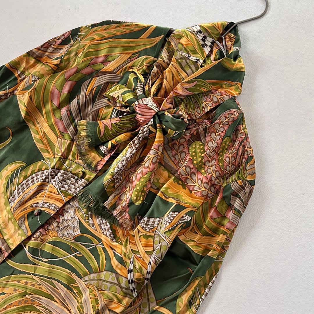 美品✨サルヴァトーレフェラガモ シルク スカーフ付きブラウス 総柄 L