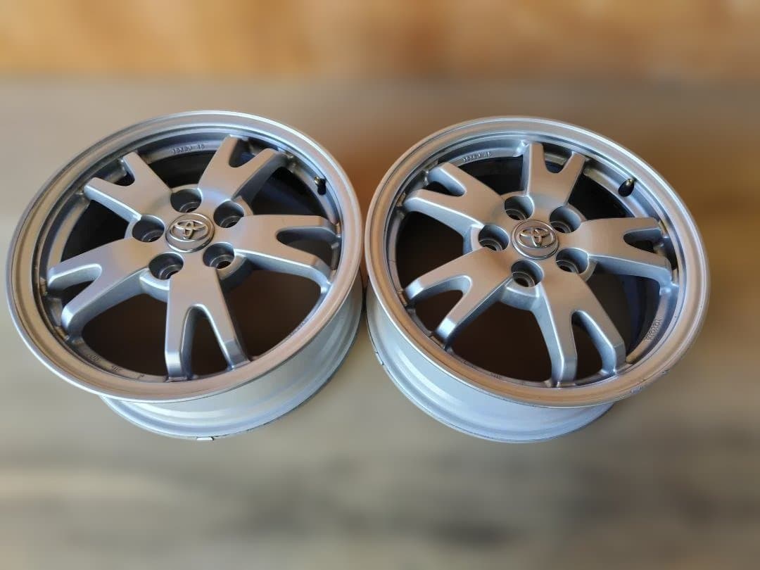 送料込！ZVW30 30プリウス純正 15インチアルミホイール ２本セット②