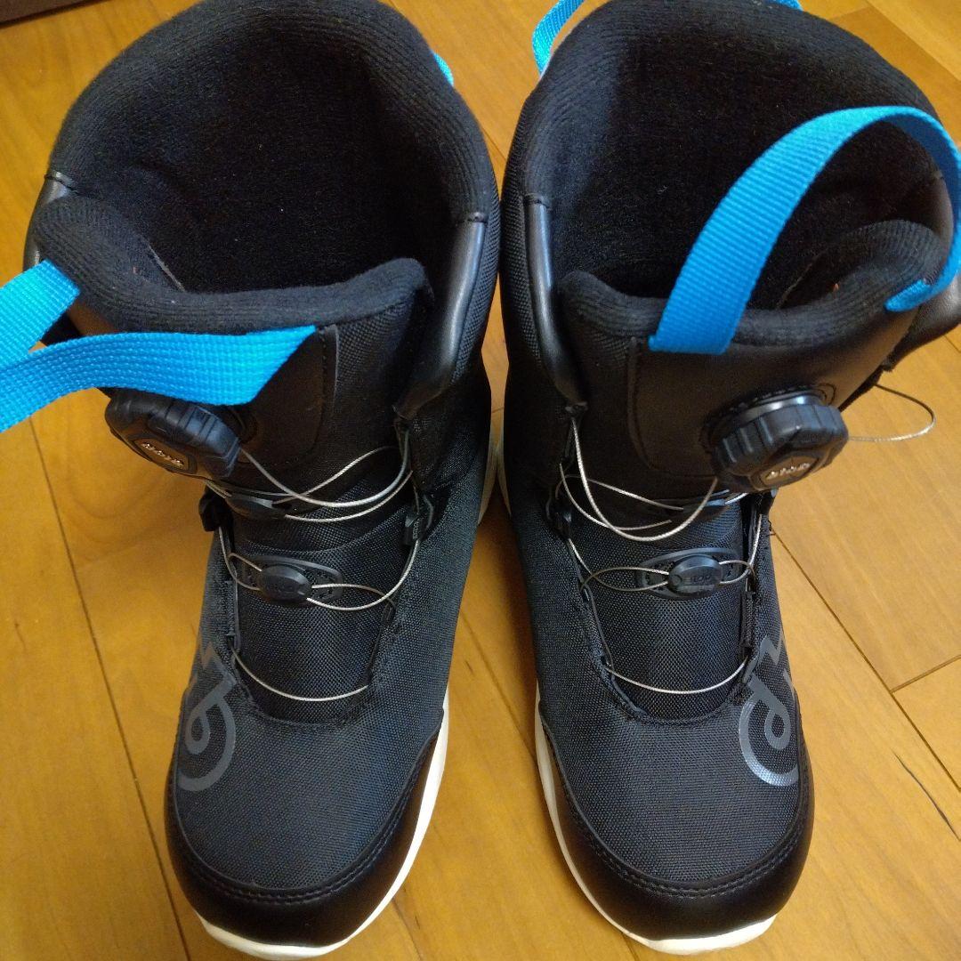 新品　DUB子ども用24cmスノーボードブーツ ブラック/ブルー