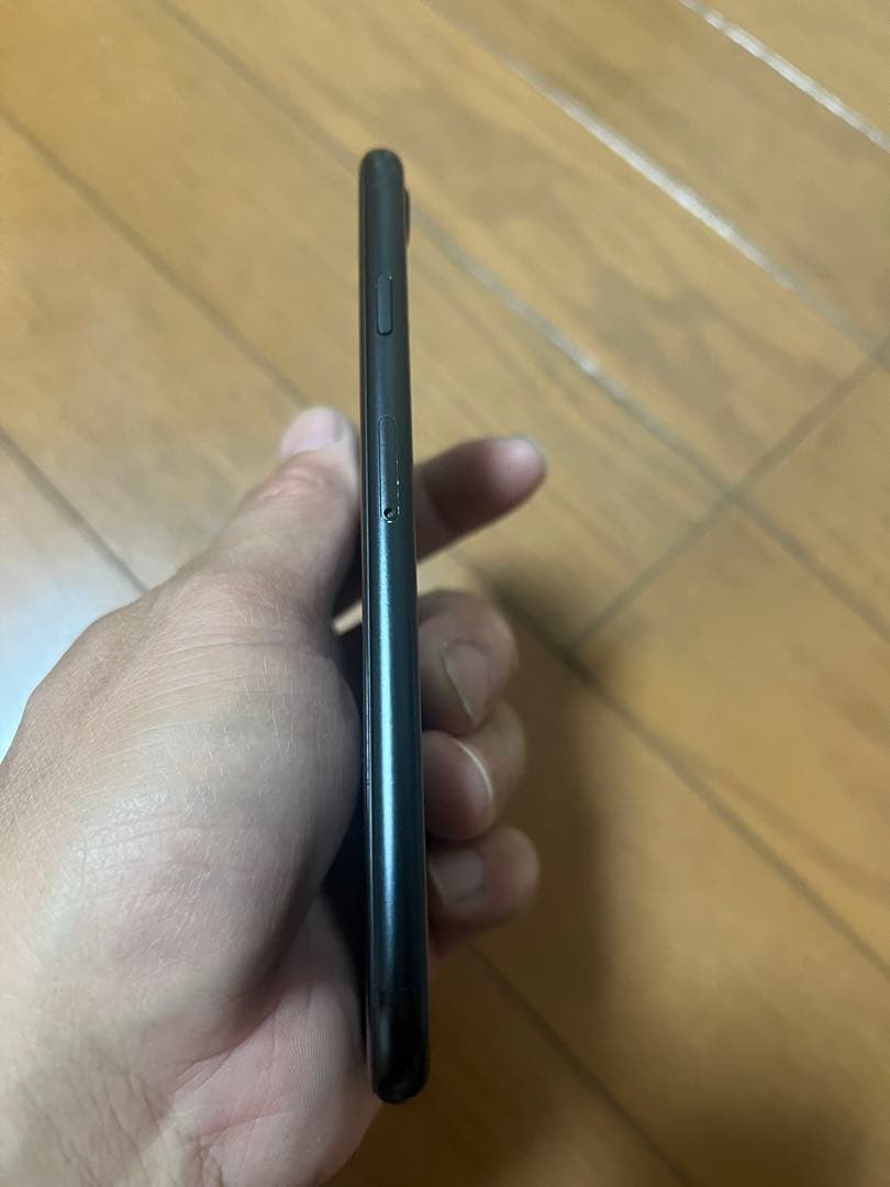 Apple iPhone SE2 64GB 第2世代 ブラック SIMフリー