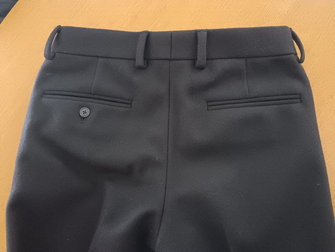 【最終値下げ】COMOLIライトメルトンパイプドステムパンツ　サイズ1