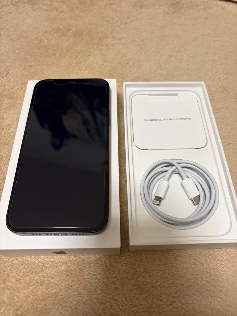 iPhone 12（128GB）ブラック　SIMフリー 使用感あり