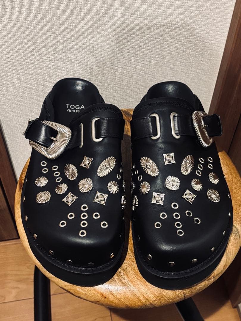 【43】TOGA VIRILIS SHOE EYELET L SABOT
