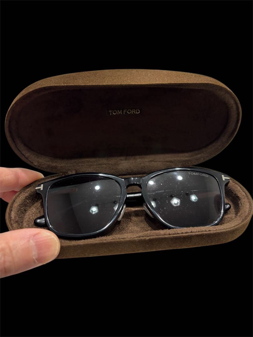 クリーニング完了しました！TOM FORD FT1048 サイズ 52